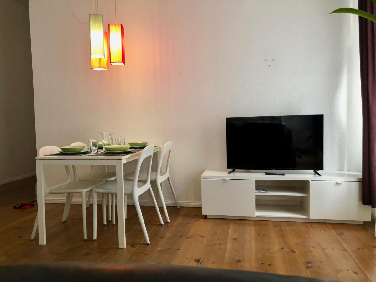 Nice Studio In Friedrichschain Area Berlijn