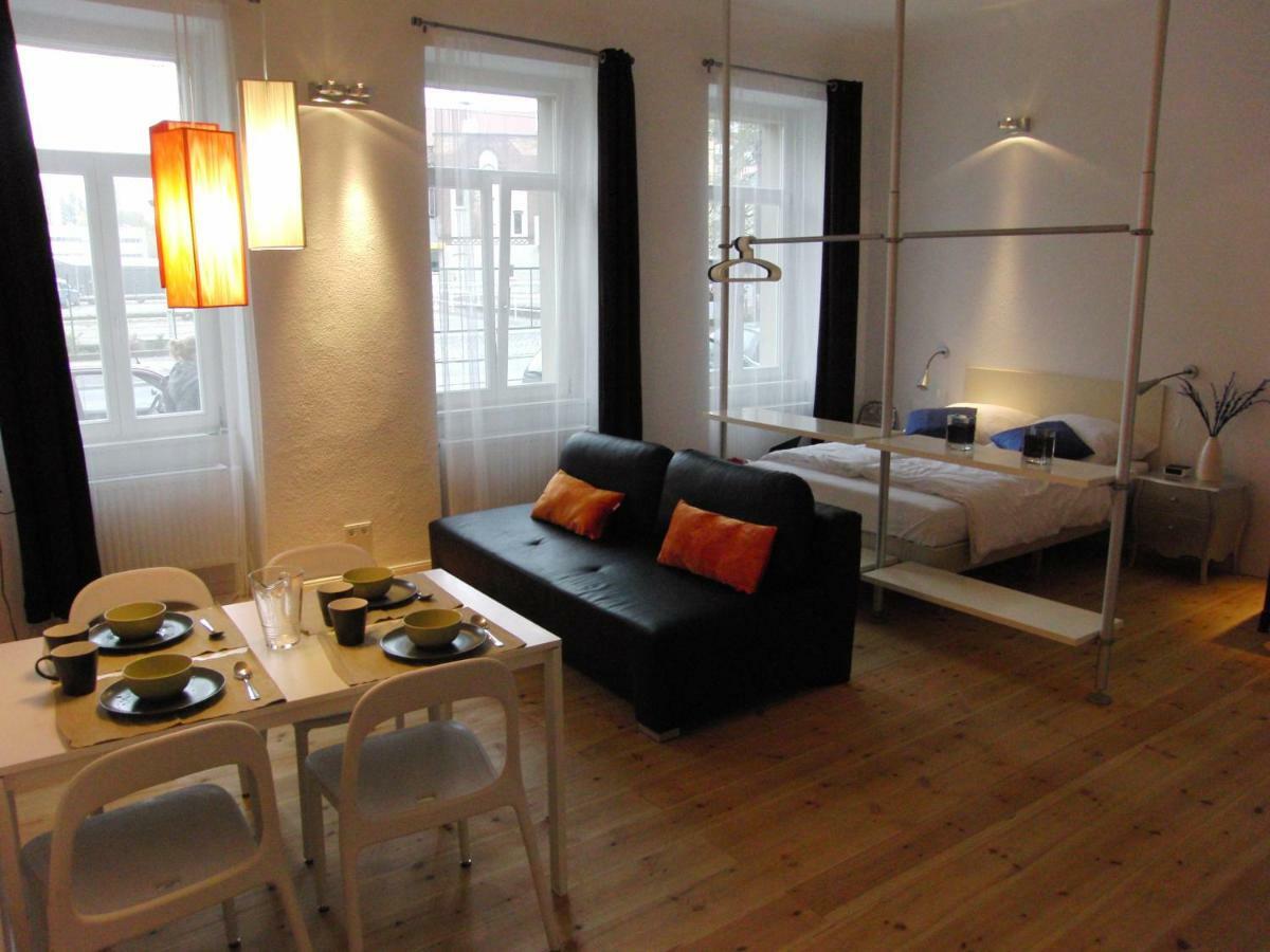 Nice Studio In Friedrichschain Area * Berlijn